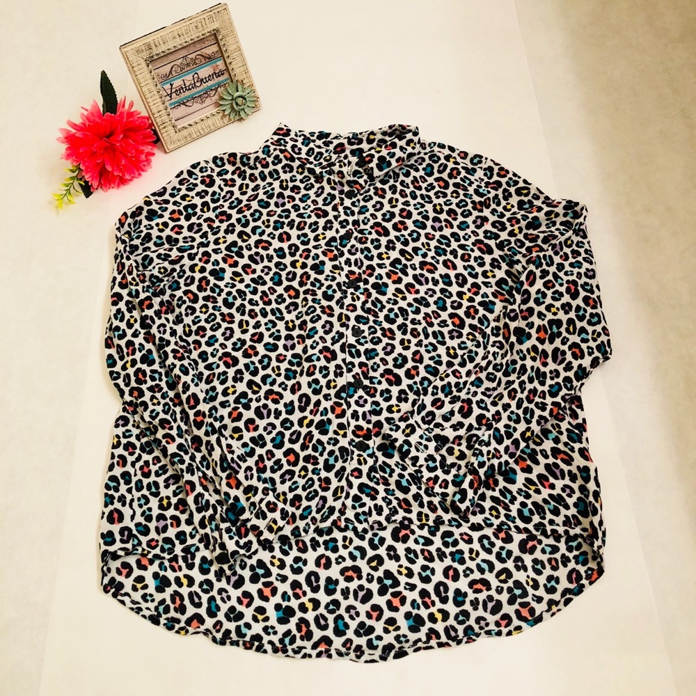 Divided by H&M Woman Button-Up Blouse Shirt